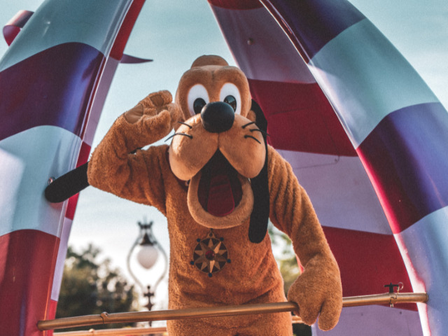 ディズニー　大晦日　混雑